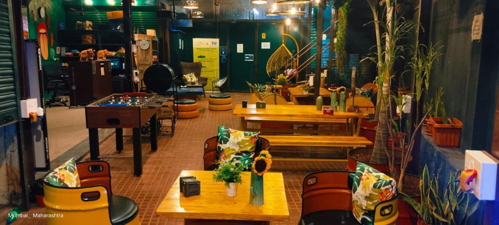 Forrest Hostels Мумбаї Екстер'єр фото