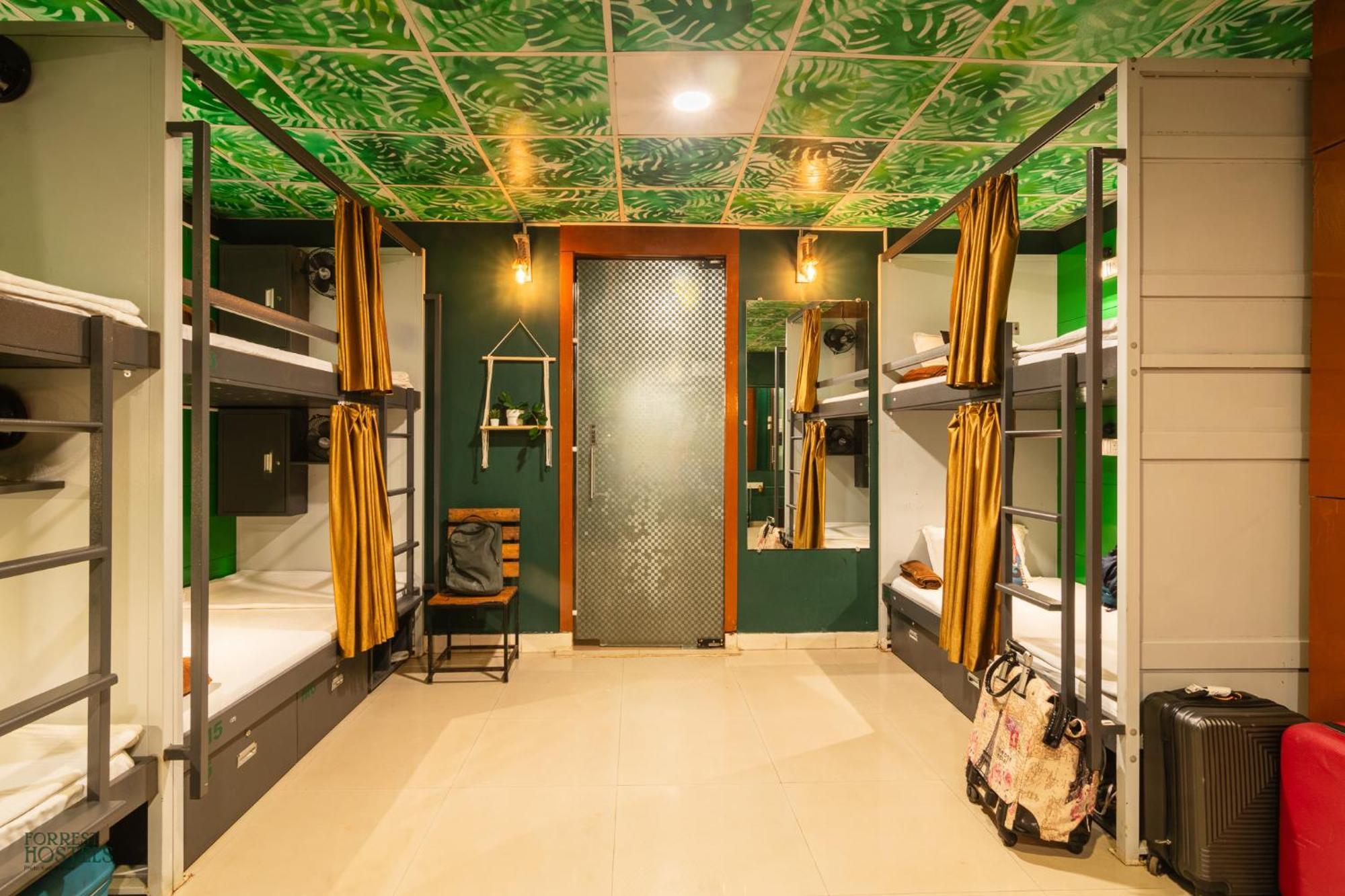 Forrest Hostels Мумбаї Екстер'єр фото