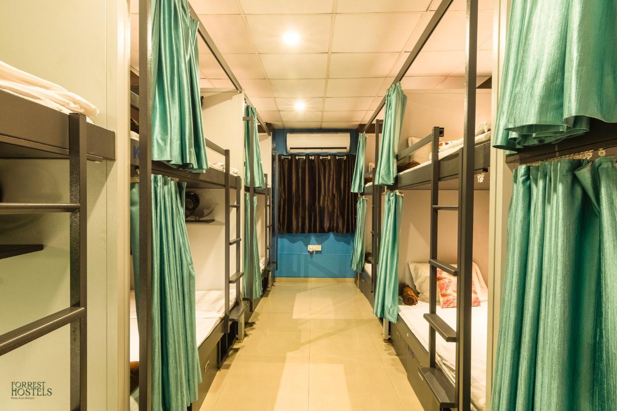 Forrest Hostels Мумбаї Екстер'єр фото