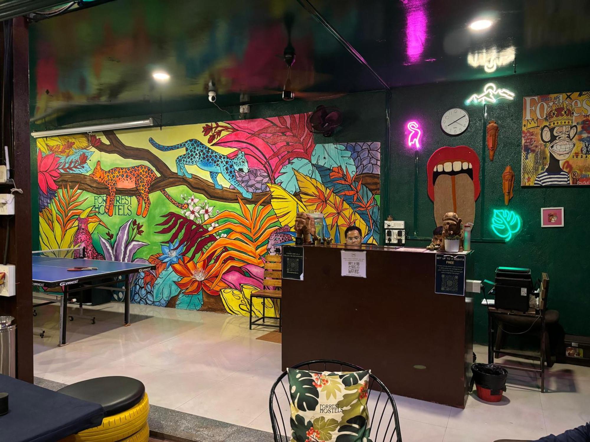 Forrest Hostels Мумбаї Екстер'єр фото
